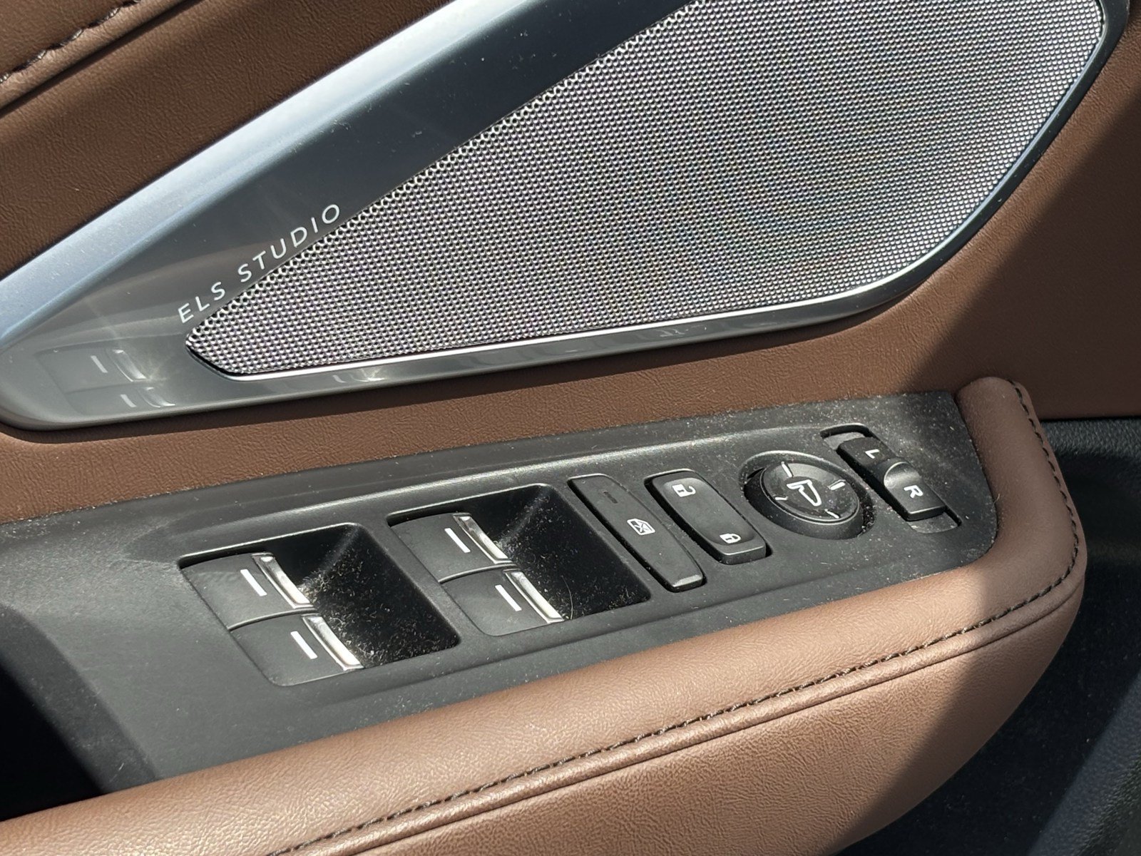 Certified 2025 Acura RDX w/ Technology Package AWD/4WD image 15