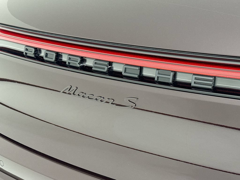 New 2026 Porsche Macan S AWD/4WD image 38