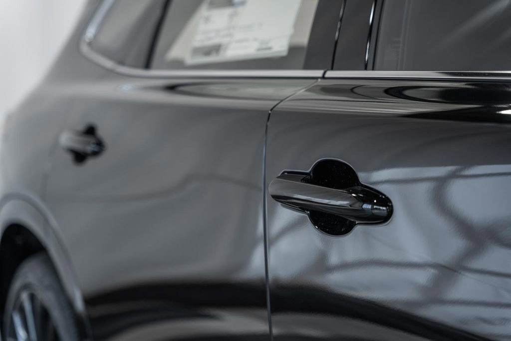 New 2025 Toyota Crown Signia image 17