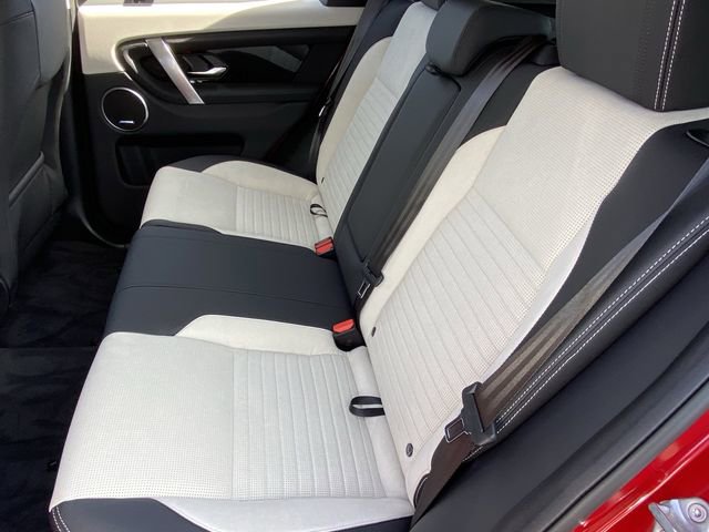 New 2025 Land Rover Discovery Sport S image 16