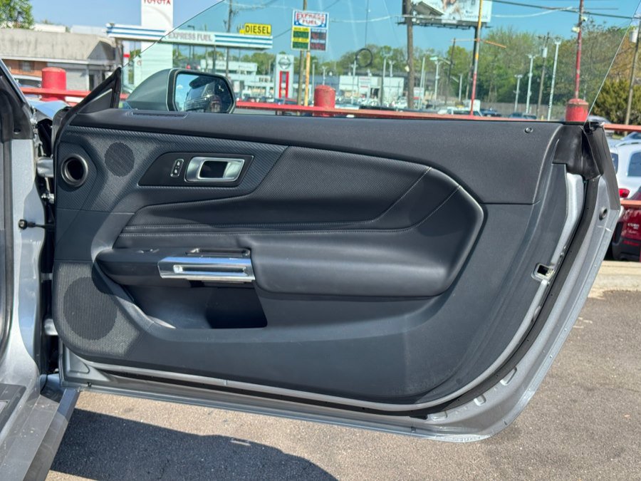 Used 2024 Ford Mustang Premium RWD image 27