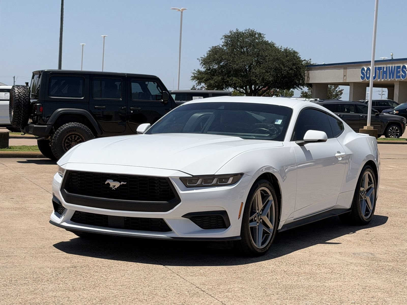Used 2025 Ford Mustang Premium RWD image 8