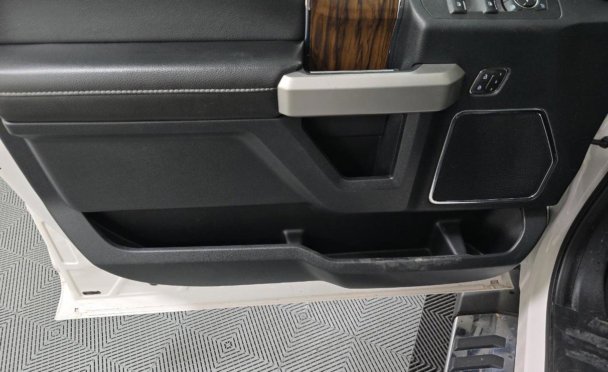 Used 2019 Ford F150 Lariat w/ Equipment Group 502A Luxury image 11