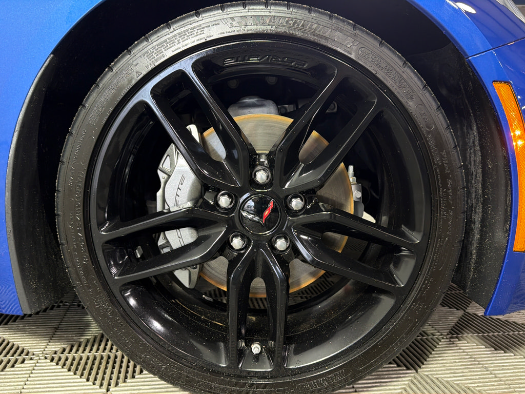 Used 2019 Chevrolet Corvette Stingray Convertible w/ Battery Protection Package RWD image 40