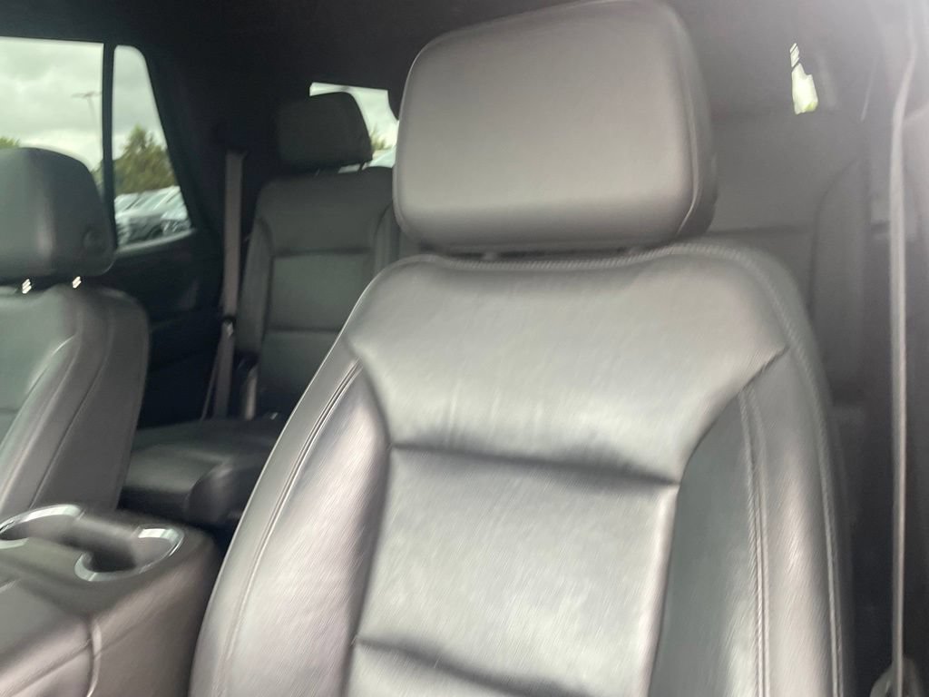 Used 2021 Chevrolet Tahoe Z71 w/ Z71 Off-Road Package AWD/4WD image 23