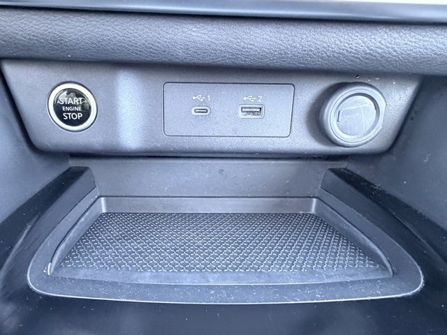 Certified 2023 Nissan Rogue SV image 17