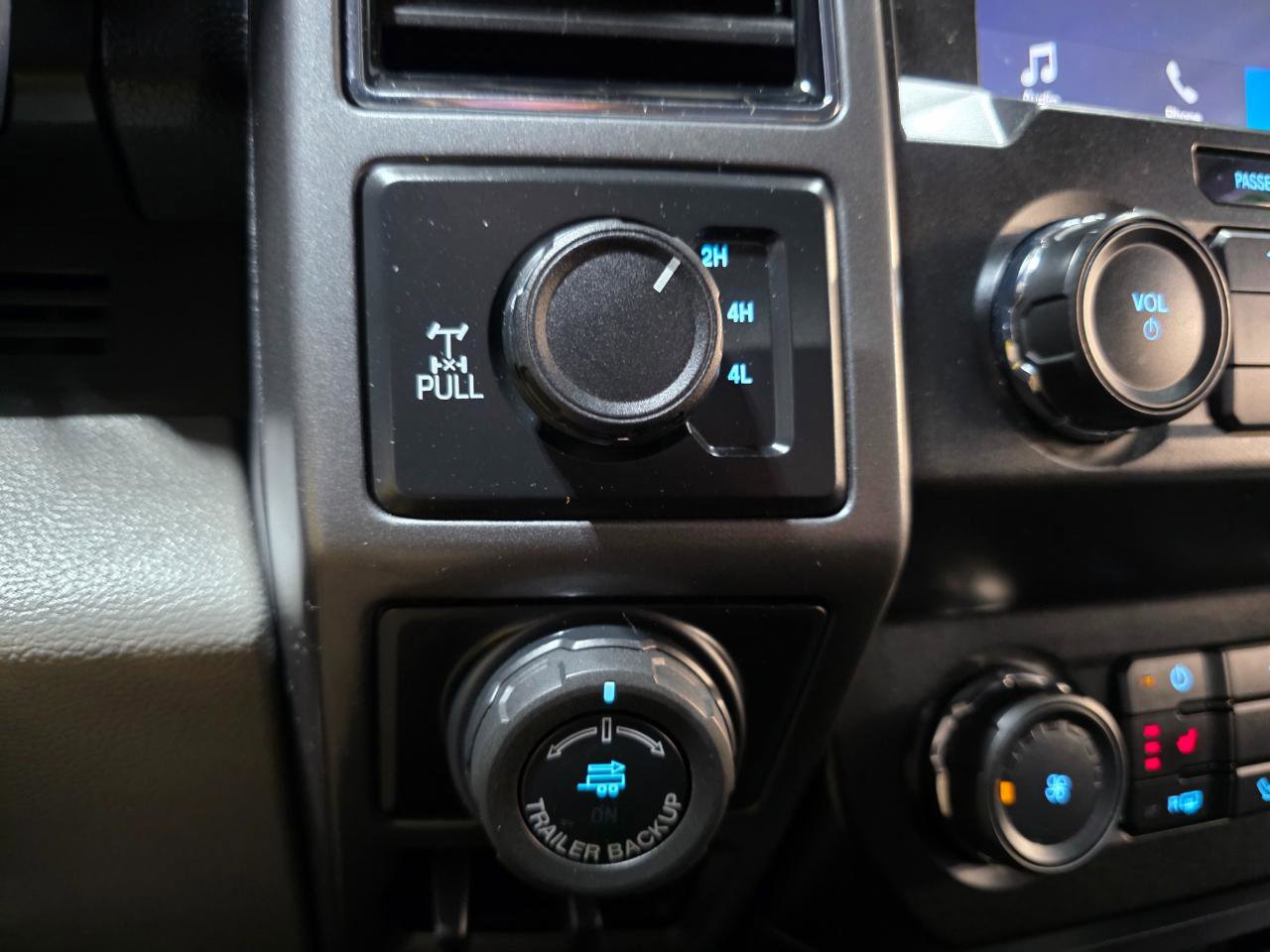 Used 2019 Ford F150 XLT w/ Equipment Group 302A Luxury image 31