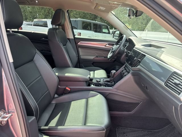 Used 2023 Volkswagen Atlas SEL R-Line AWD/4WD image 27