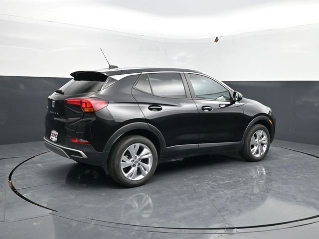 Used 2025 Buick Encore GX Preferred AWD/4WD image 9