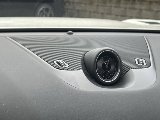 Used 2022 Maserati Levante Trofeo image 28