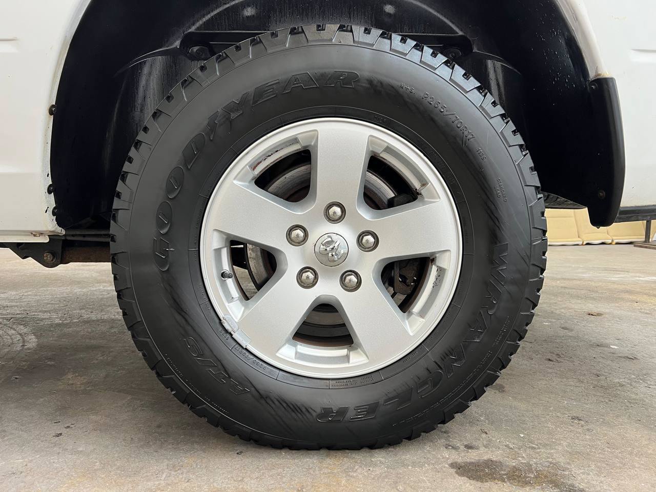 Used 2012 RAM 1500 Classic SLT AWD/4WD image 27