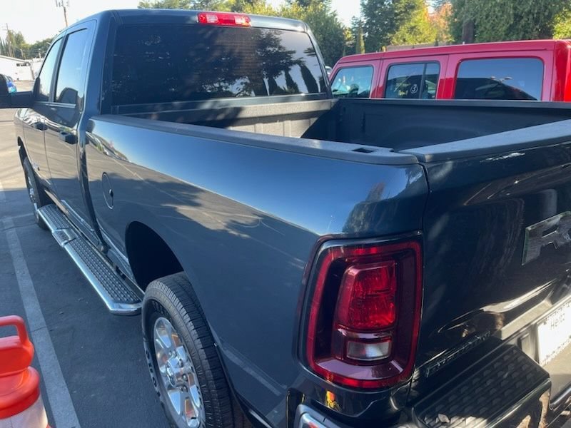 Used 2025 RAM 2500 Big Horn AWD/4WD image 3