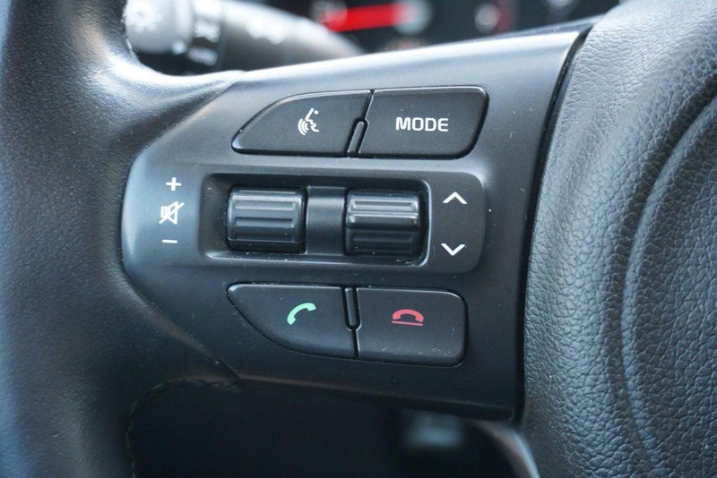 Used 2016 Kia Sorento LX w/ LX Convenience Package image 38