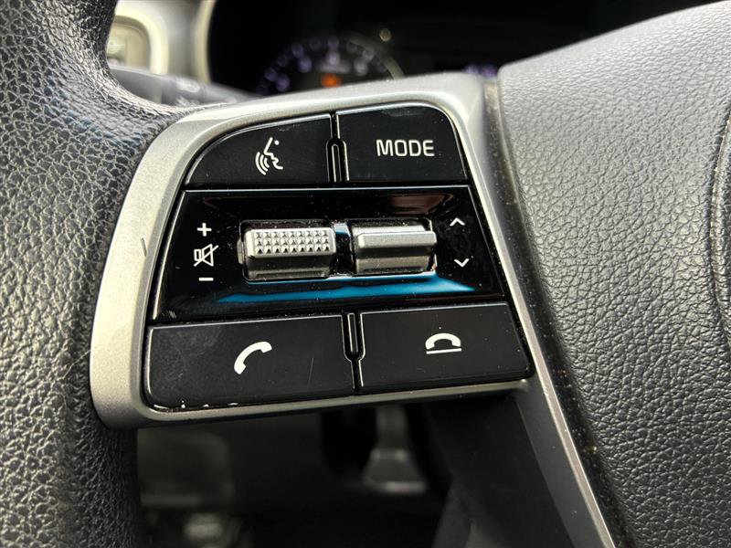 Used 2019 Kia Sorento LX image 13