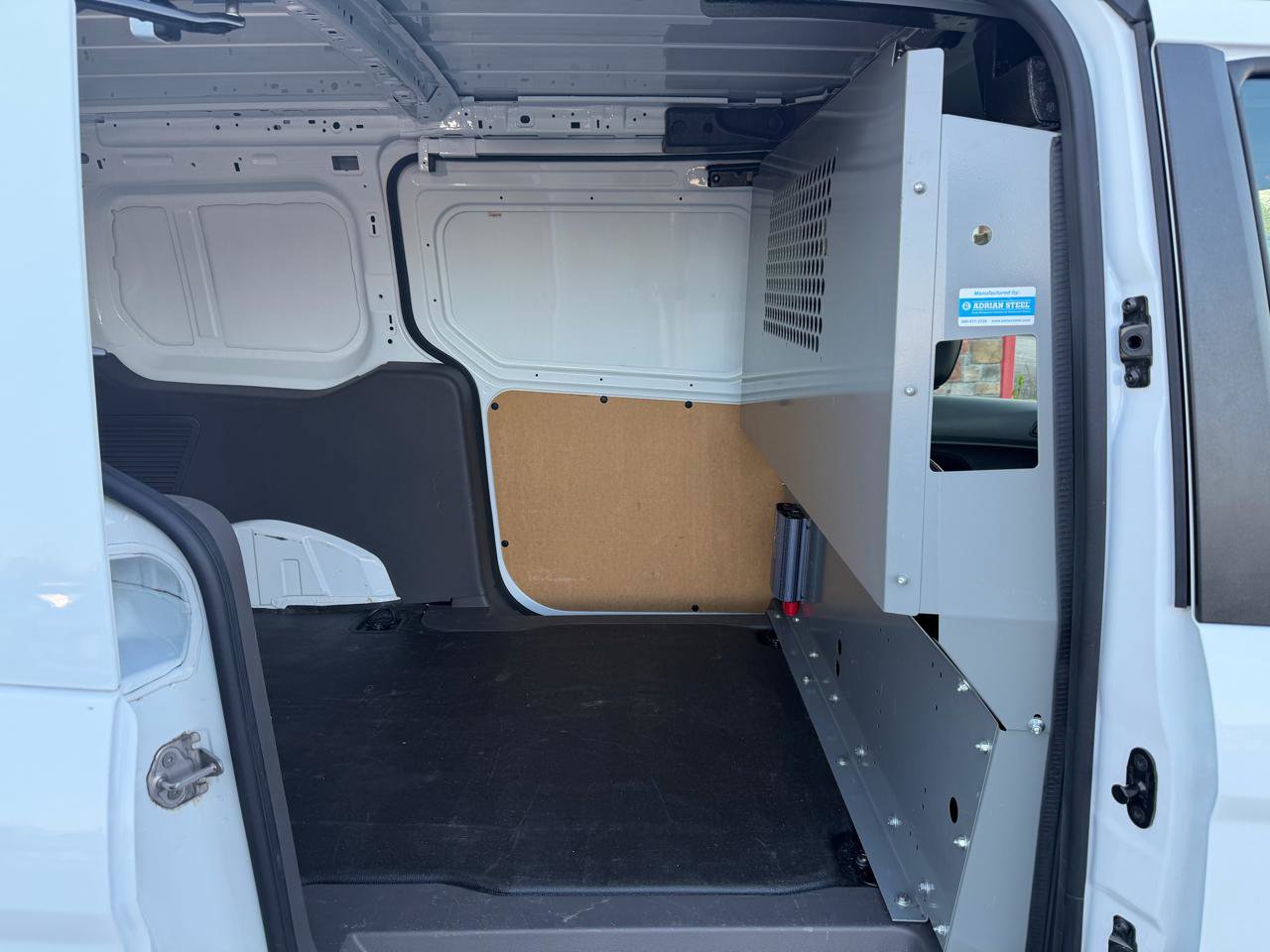 Used 2020 Ford Transit Connect XL image 18