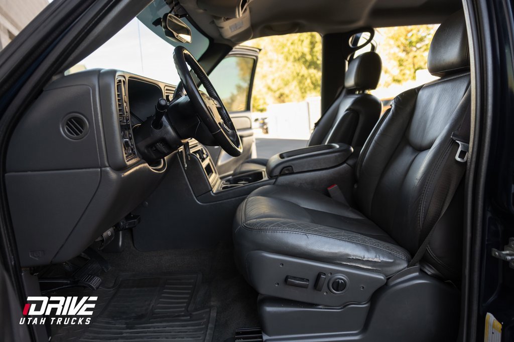 Used 2007 GMC Sierra 3500 SLT w/ Skid Plate Package image 26