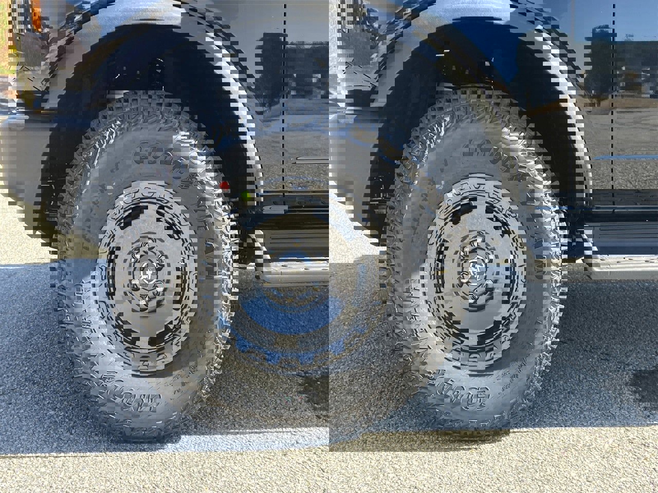 New 2025 Ford Bronco Outer Banks w/ Sasquatch Package image 27