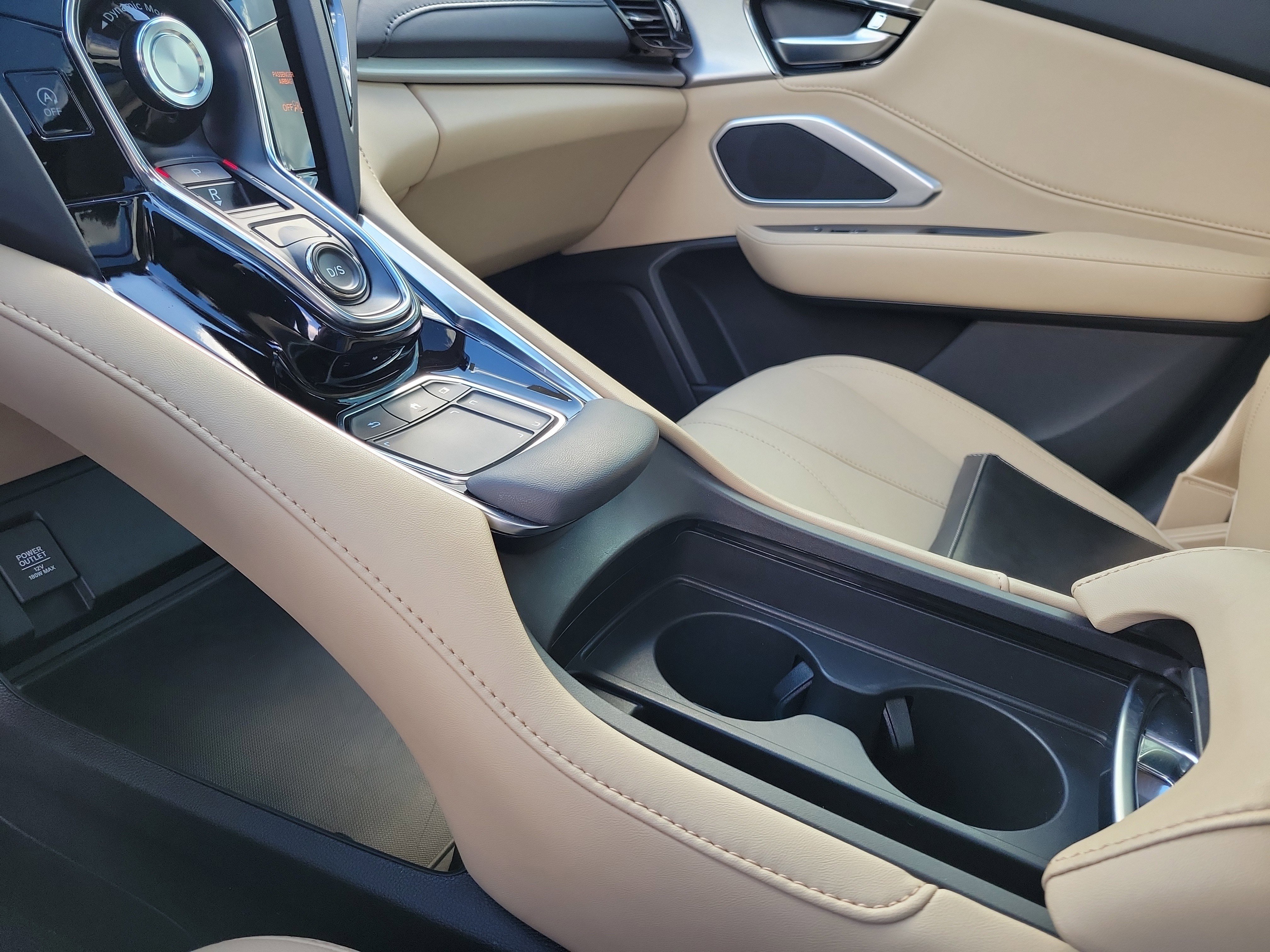 Used 2024 Acura RDX SH-AWD image 30