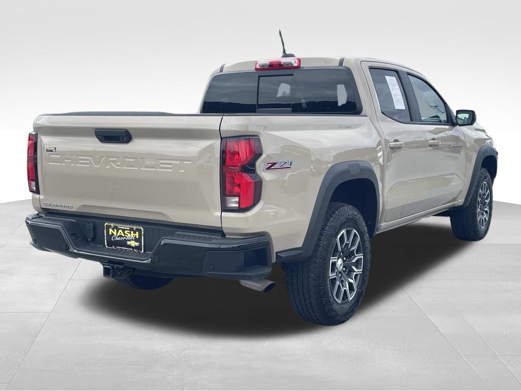 Used 2023 Chevrolet Colorado Z71 w/ Z71 Convenience Package 2 AWD/4WD video 3