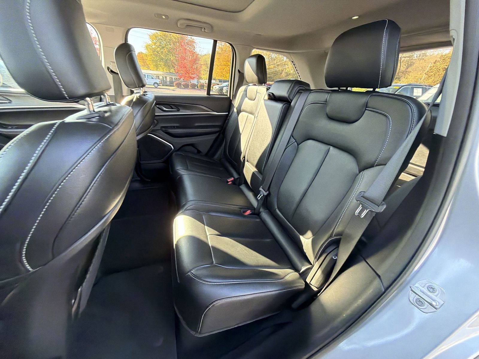 Used 2024 Jeep Grand Cherokee Limited 4xe image 24