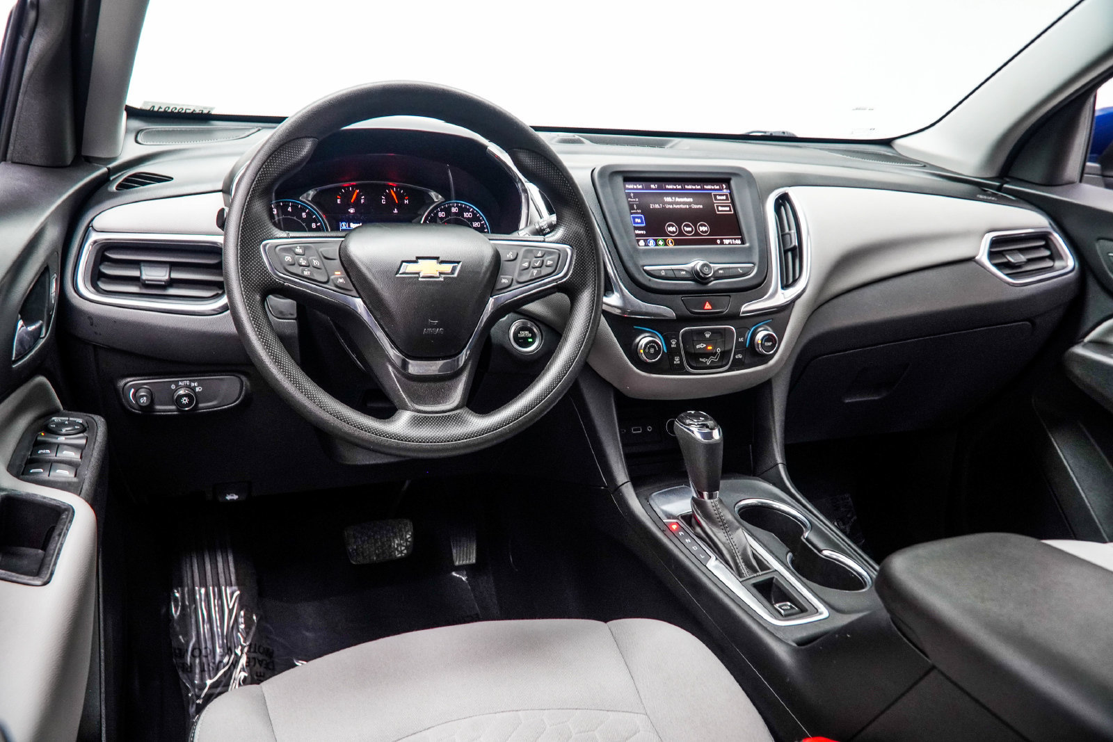 Used 2020 Chevrolet Equinox LT FWD image 16