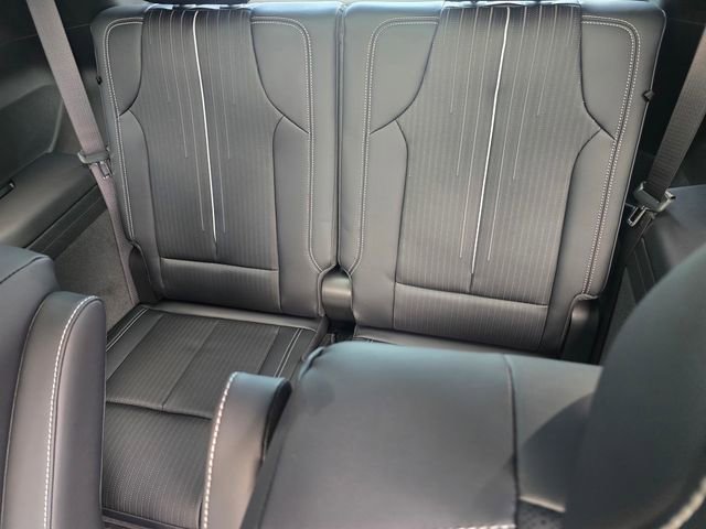 New 2026 Cadillac Vistiq Luxury AWD/4WD image 12