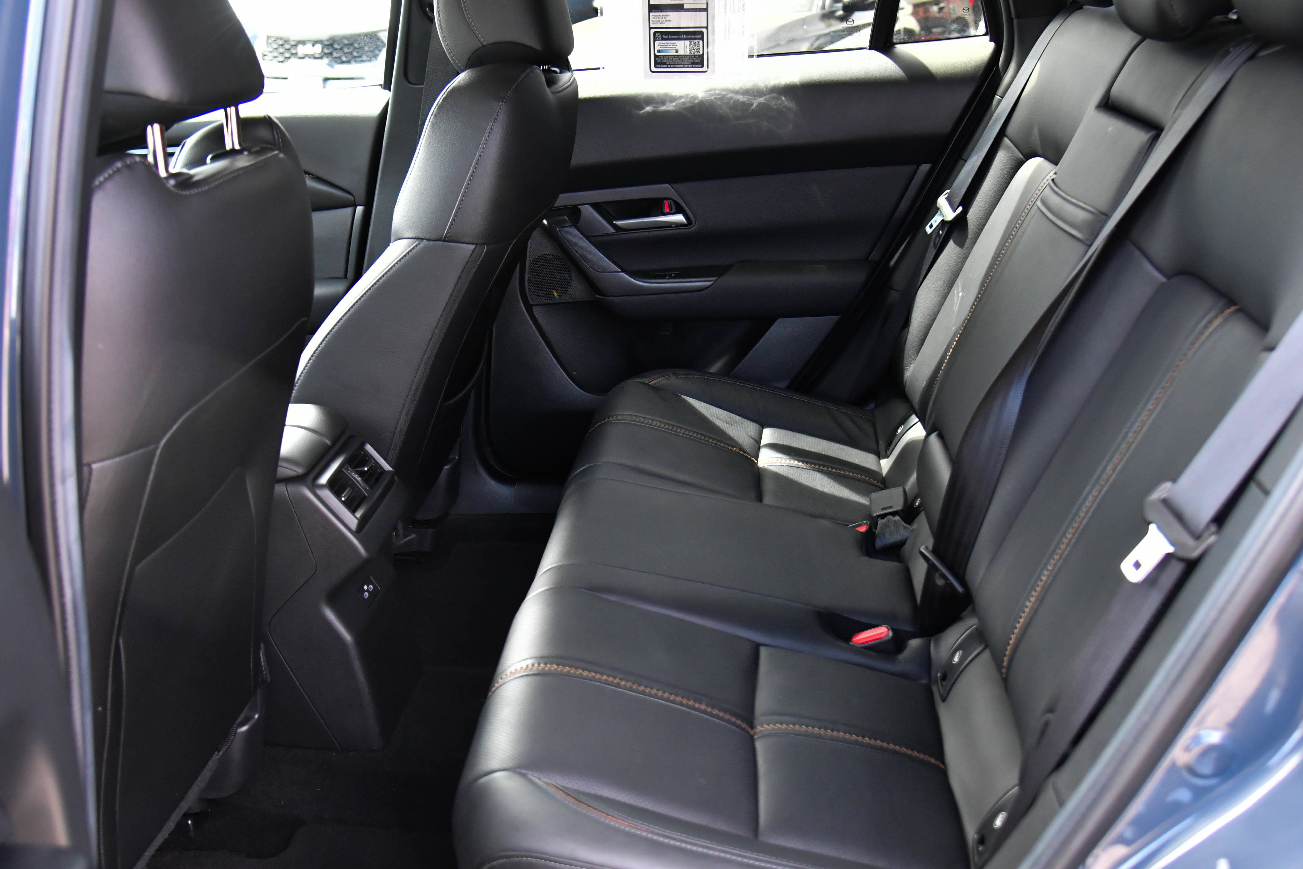 Used 2025 MAZDA CX-50 AWD 2.5 Hybrid w/ Premium Pkg image 38