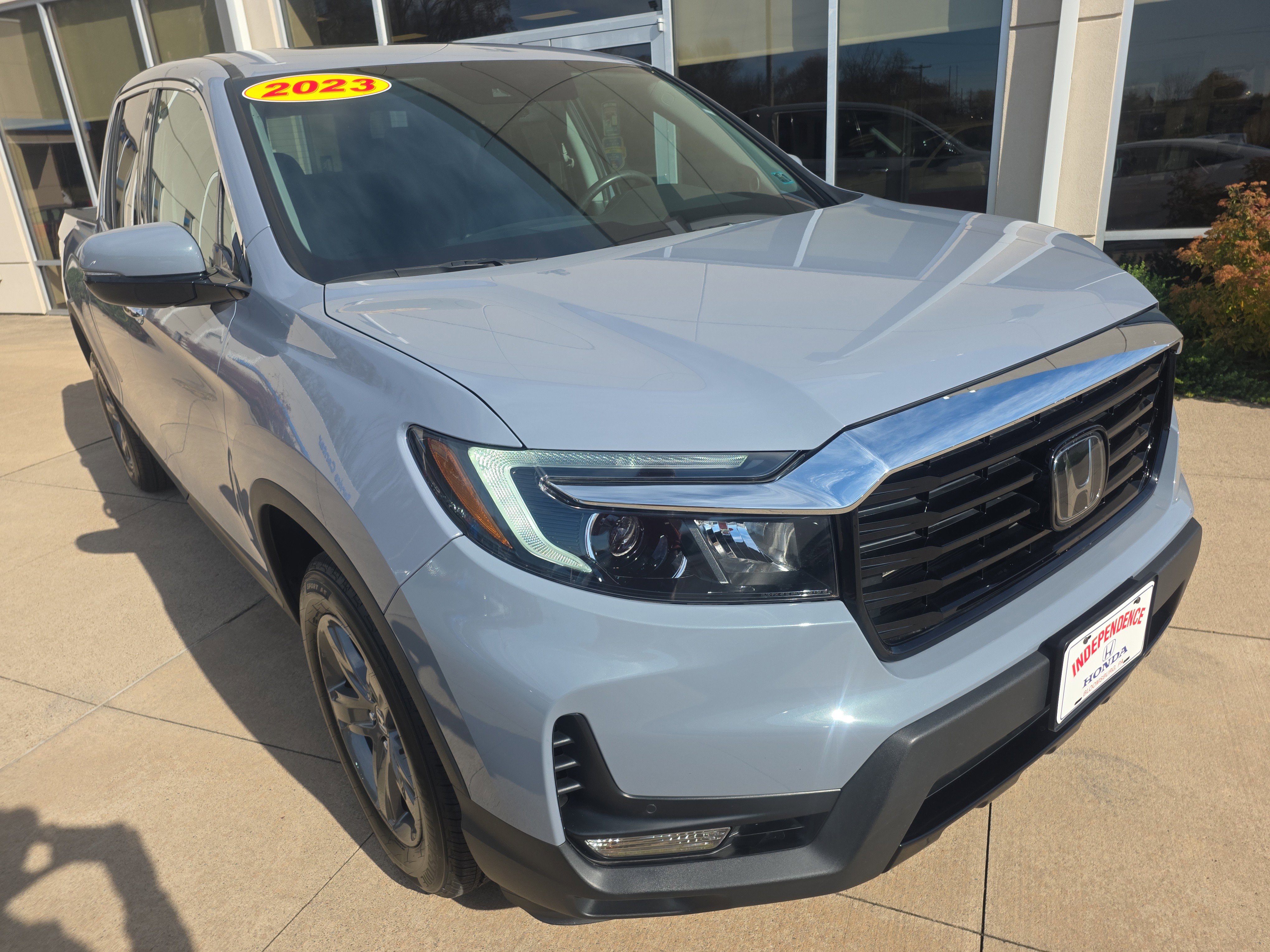 Used 2023 Honda Ridgeline RTL-E image 3