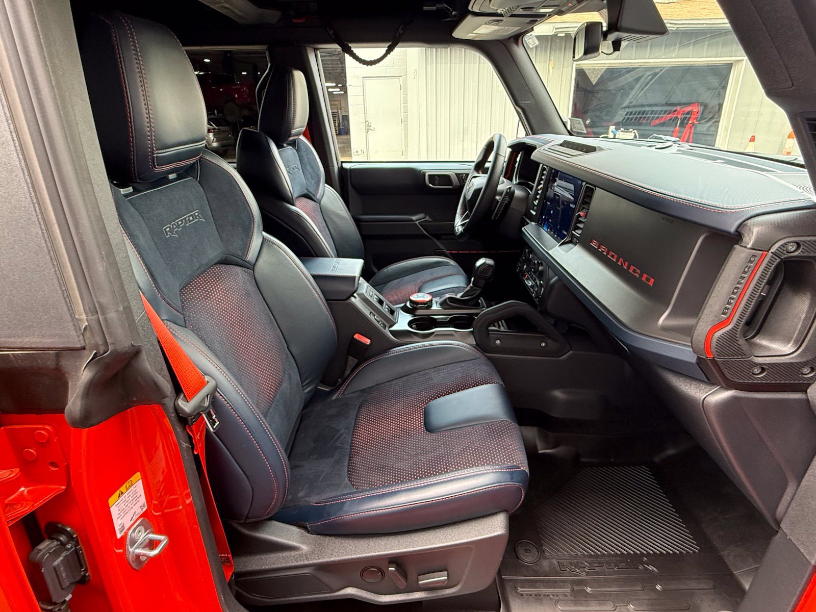 Used 2023 Ford Bronco Raptor AWD/4WD image 17