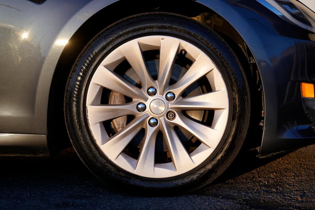 Used 2017 Tesla Model S 75D AWD/4WD image 12