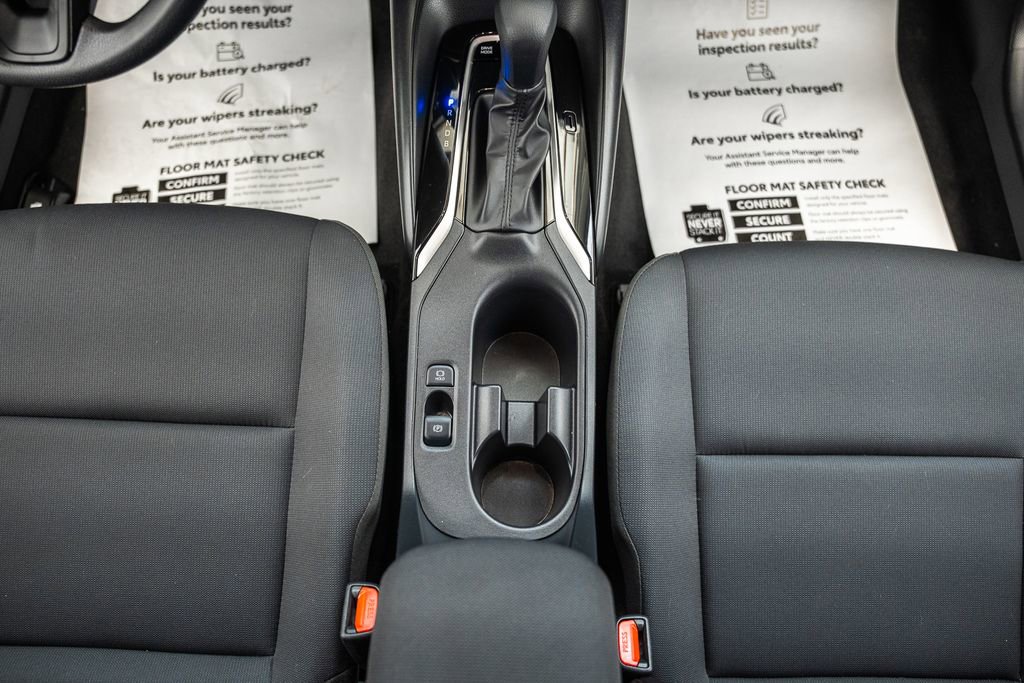 Certified 2025 Toyota Corolla LE image 25