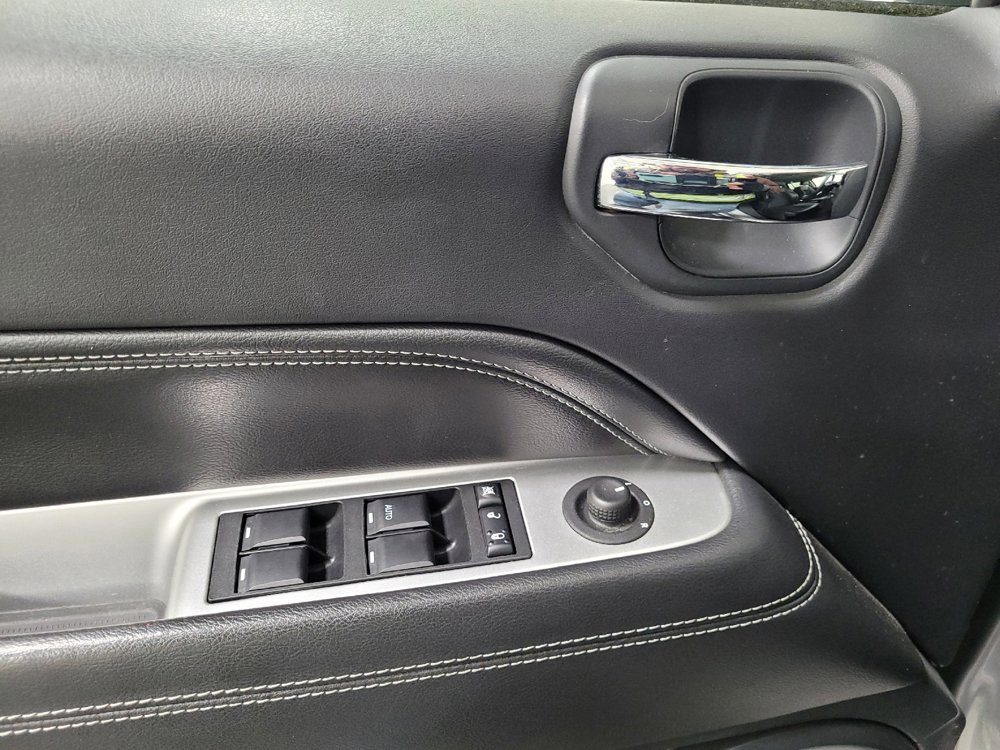 Used 2015 Jeep Compass Latitude AWD/4WD image 27