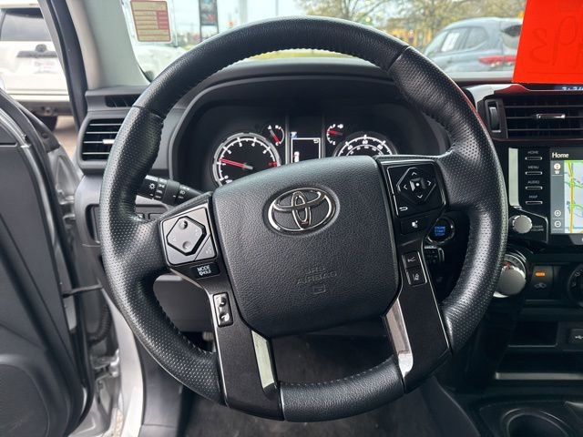 Used 2024 Toyota 4Runner TRD Off-Road Premium AWD/4WD image 27