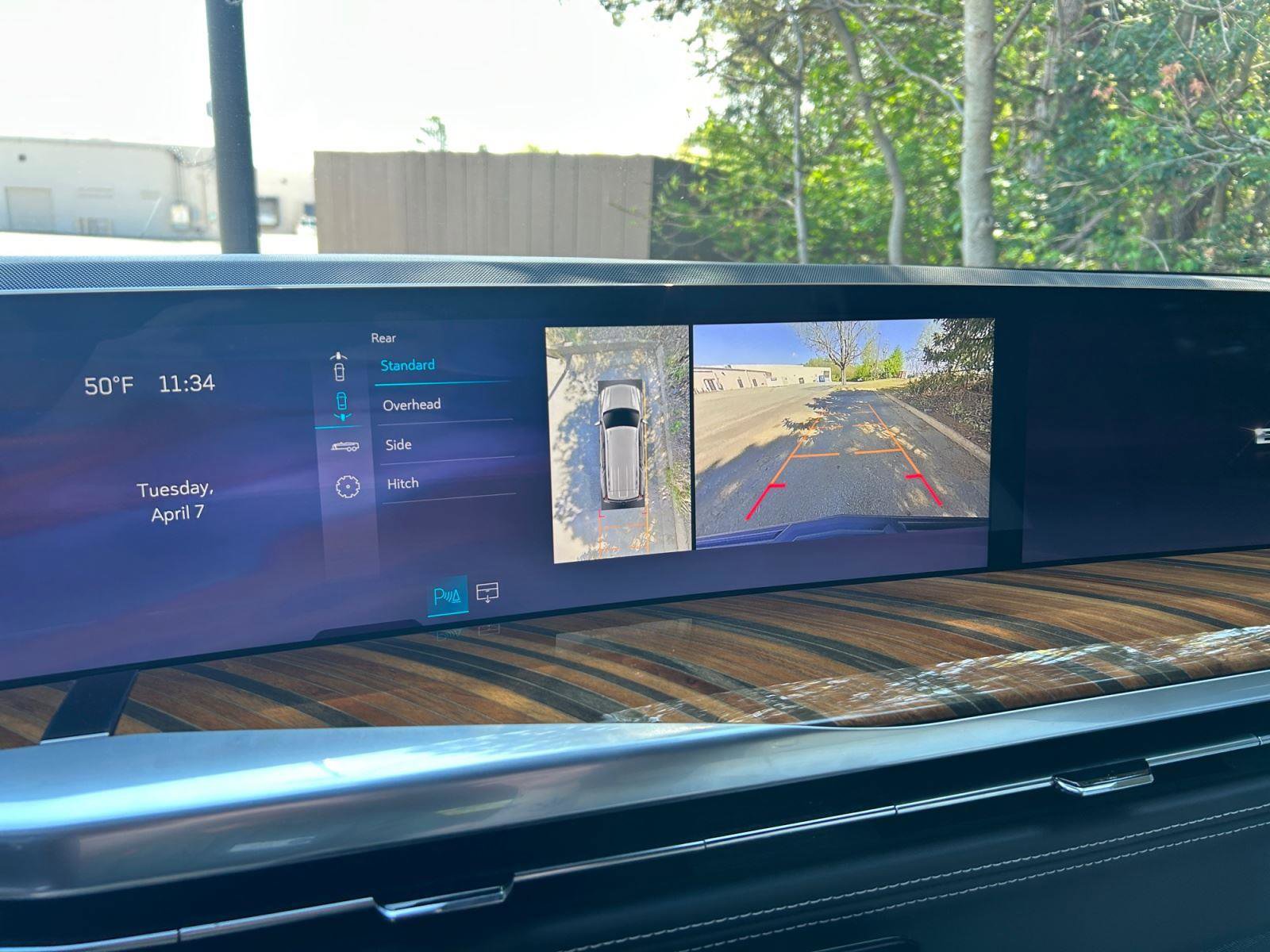 Certified 2025 Cadillac Escalade Sport Platinum w/ LPO, ONYX Package image 19