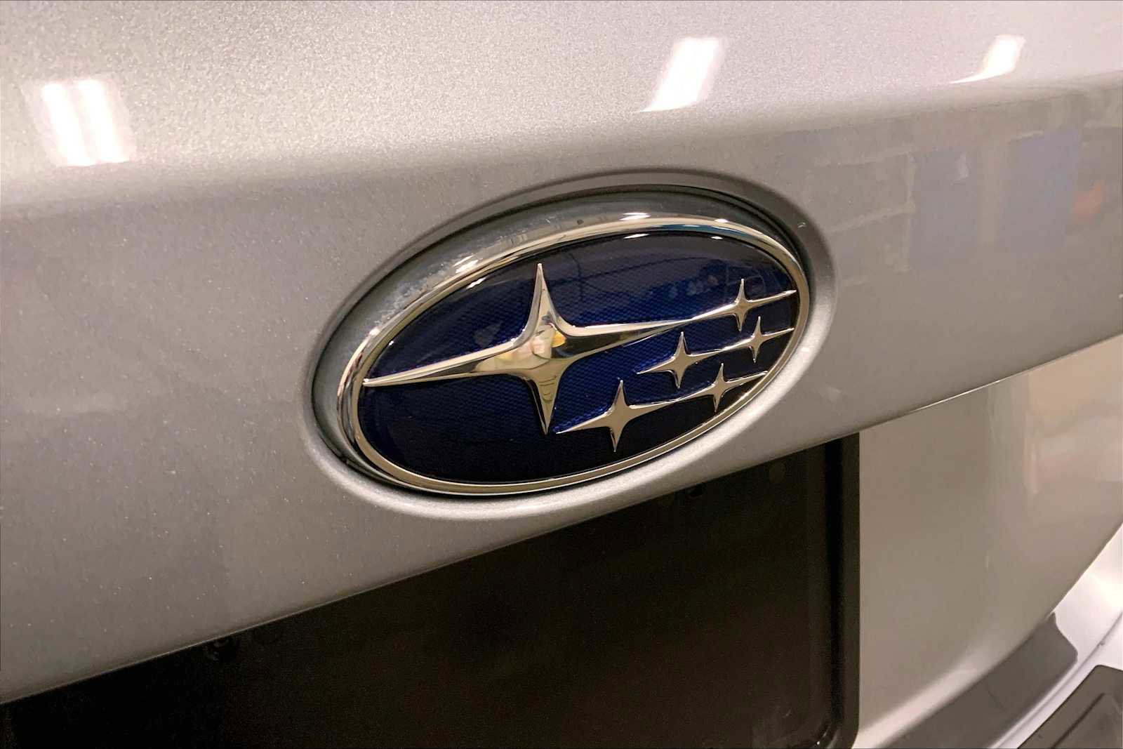 Certified 2025 Subaru Outback Premium image 31
