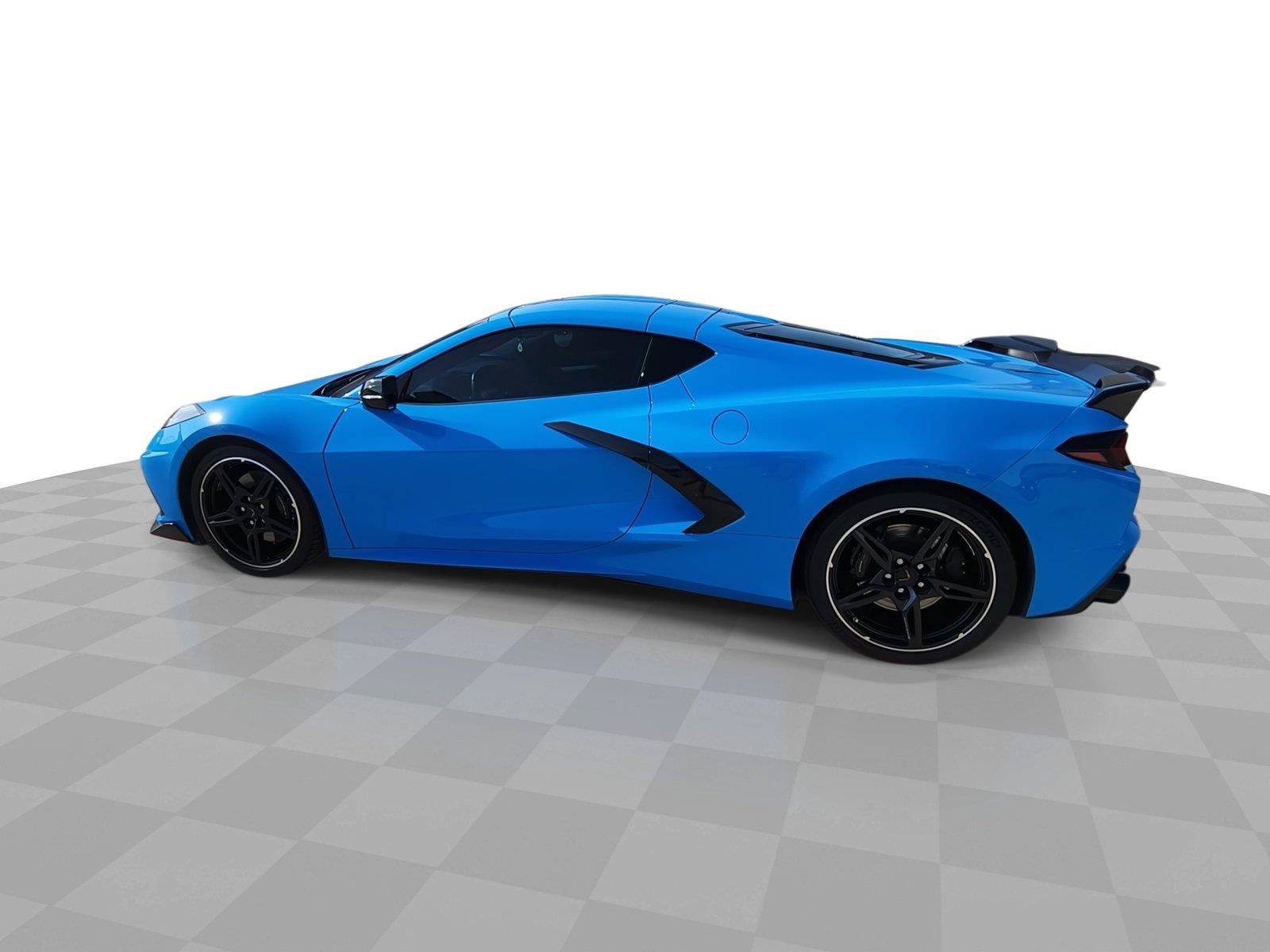 Used 2023 Chevrolet Corvette Stingray Premium Cpe w/ Z51 Performance Package RWD image 6