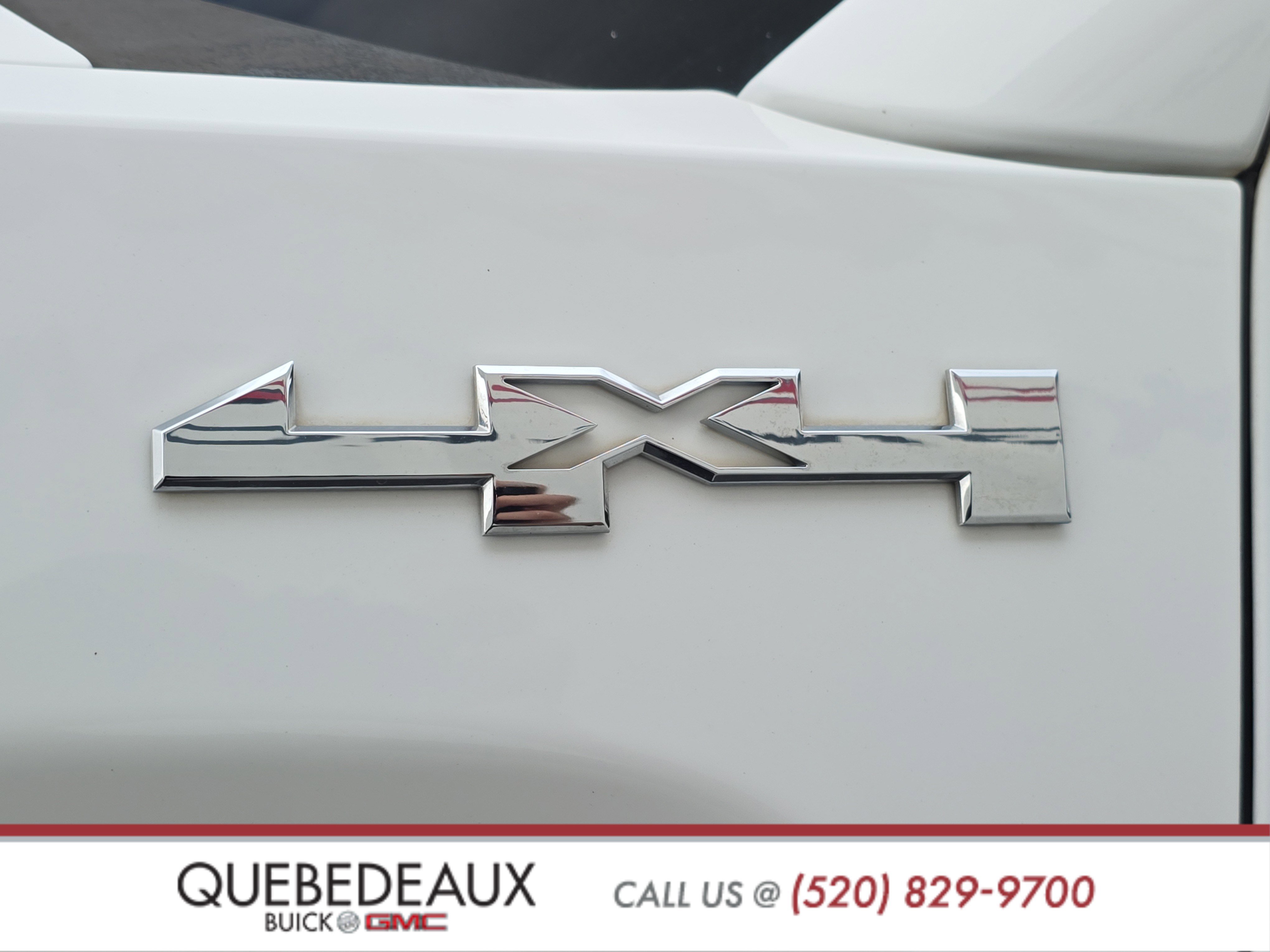 Used 2018 GMC Sierra 1500 SLE w/ SLE Value Package AWD/4WD image 4