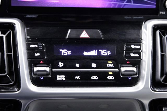 Used 2023 Kia Sorento SX Prestige image 31
