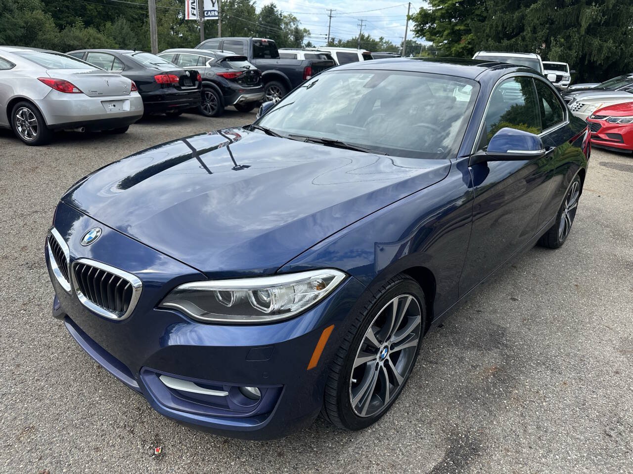 Used 2016 BMW 228i xDrive Coupe AWD/4WD image 2