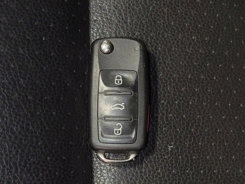 Used 2017 Volkswagen Tiguan S AWD/4WD image 32
