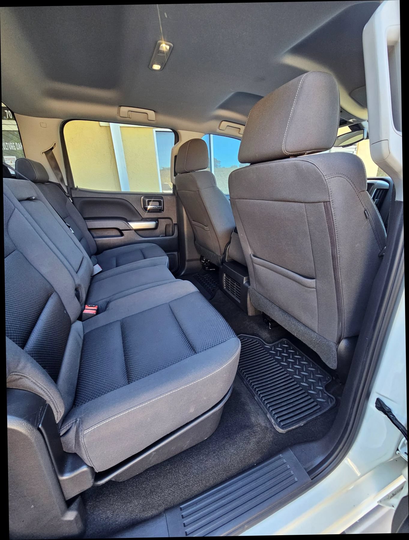 Used 2018 Chevrolet Silverado 1500 LT w/ LT Eassist Package RWD image 28