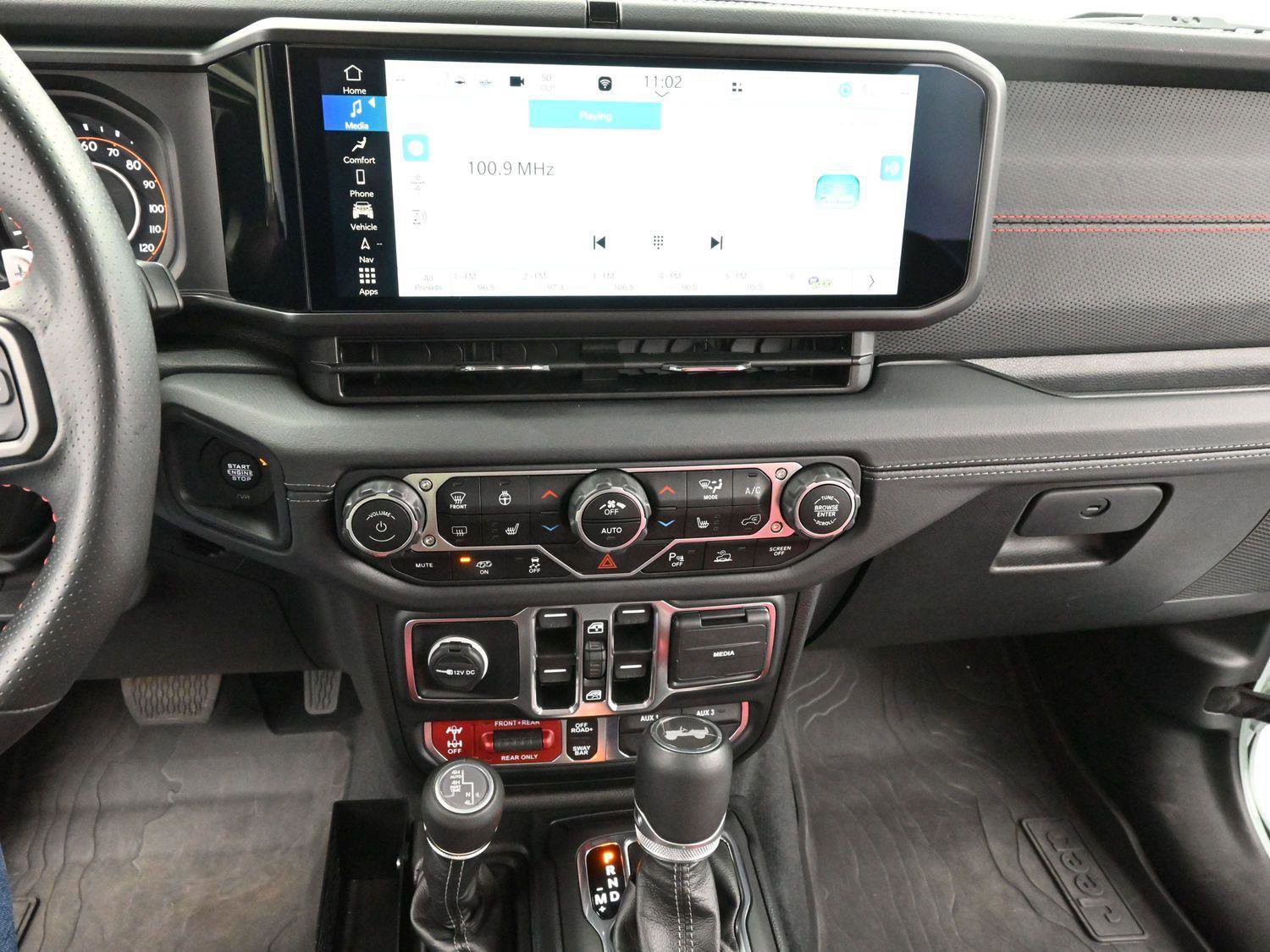 Used 2024 Jeep Wrangler Unlimited Rubicon 392 image 20