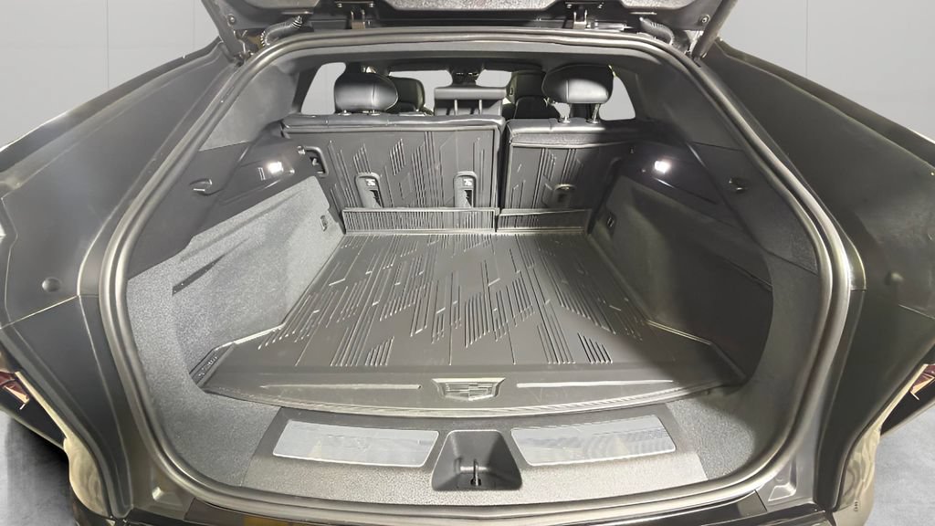 Certified 2024 Cadillac Lyriq Sport w/ LPO, Floor Liner Package AWD/4WD image 29