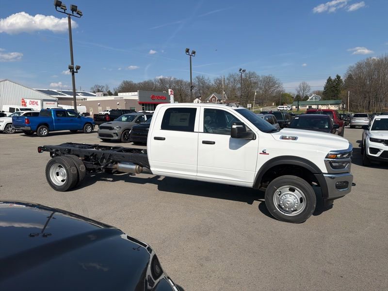 New 2026 RAM 5500 Tradesman w/ Chrome Appearance Group image 2