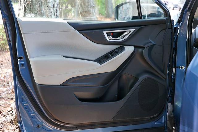 Certified 2023 Subaru Forester Premium AWD/4WD image 4