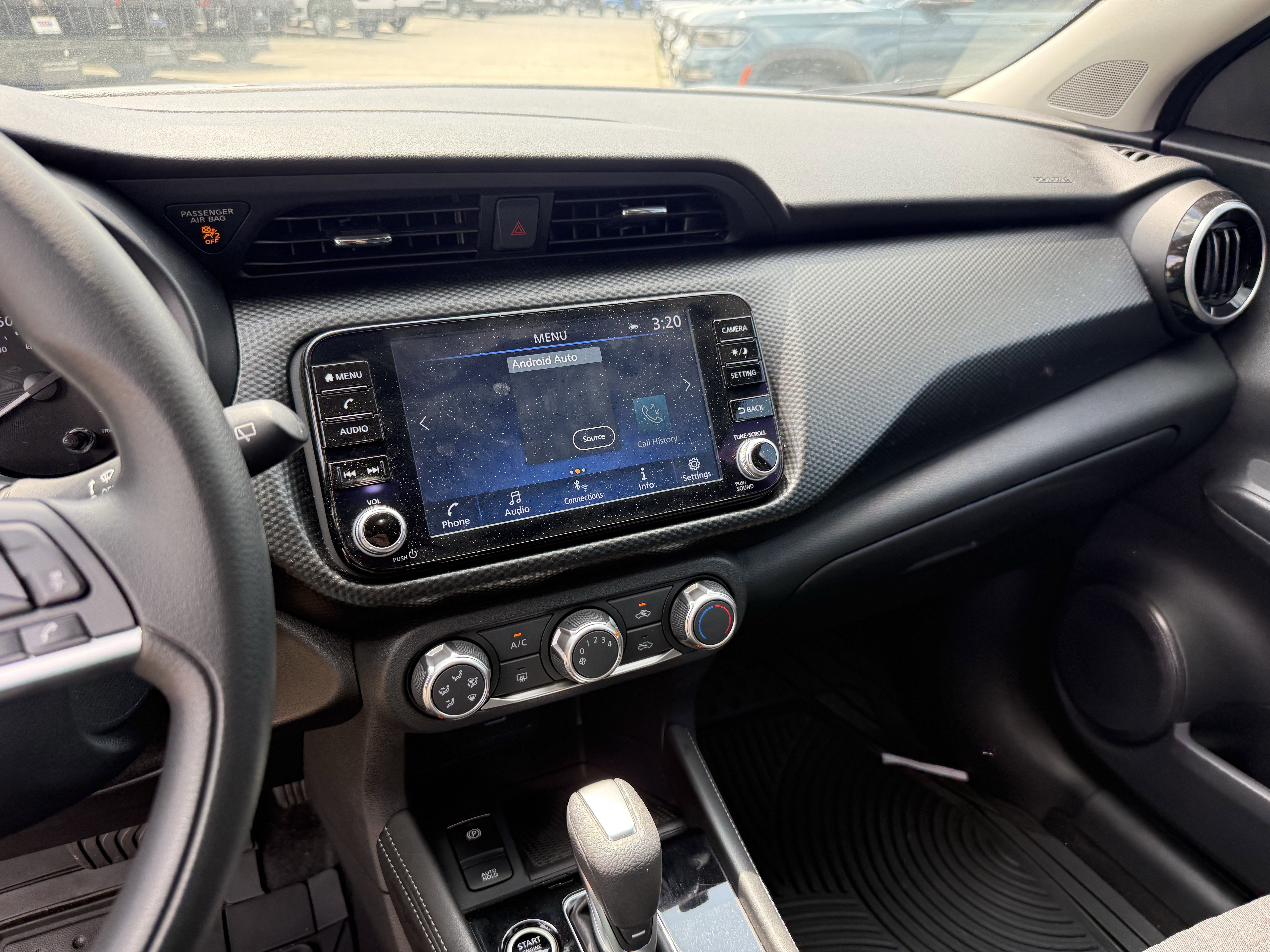 Used 2024 Nissan Kicks SV w/ Exterior Package FWD image 20