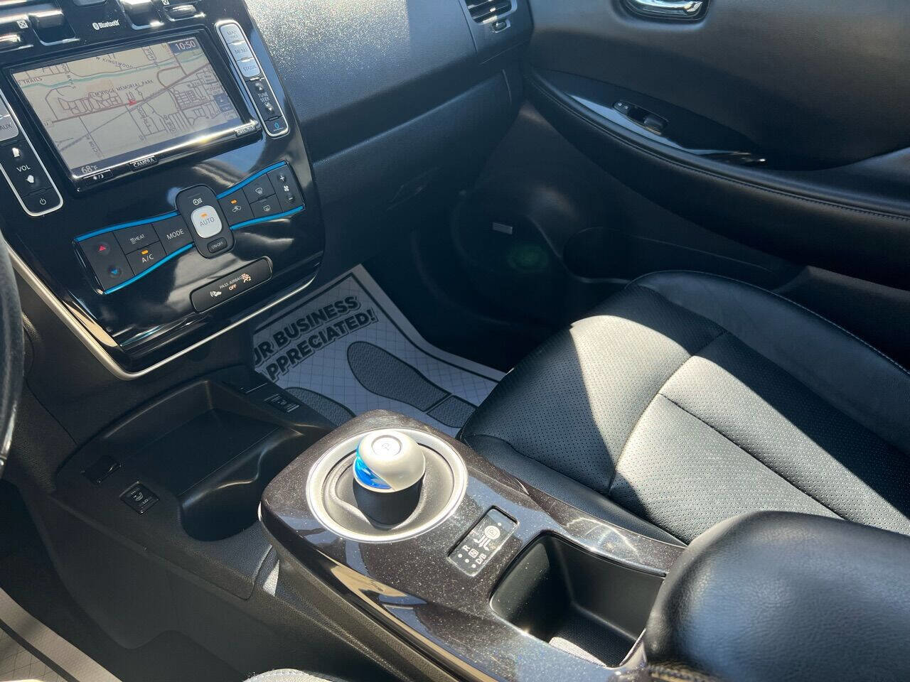 Used 2014 Nissan Leaf SL w/ Premium Package image 43