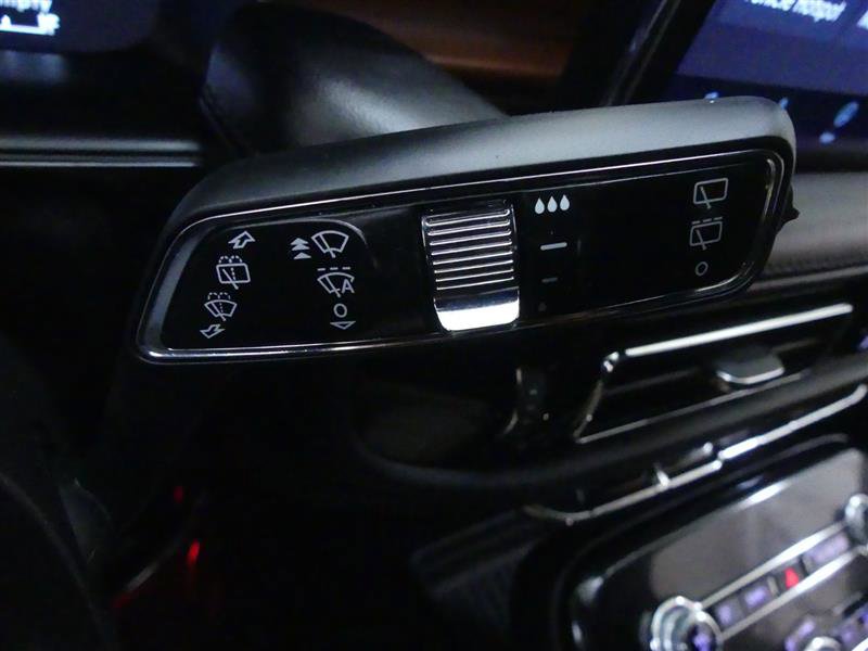 Used 2022 Lincoln Nautilus Reserve w/ Luxury Package image 20