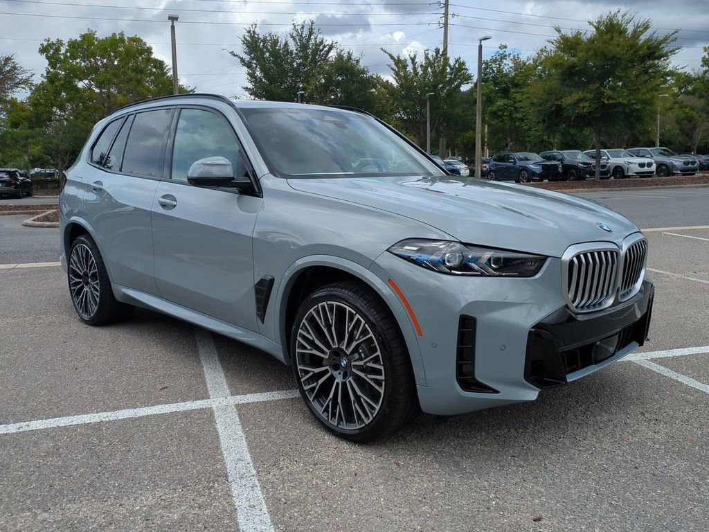New 2026 BMW X5 xDrive40i w/ Executive Package image 3