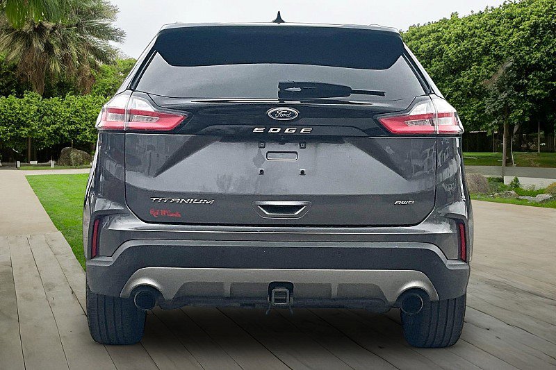 Used 2022 Ford Edge Titanium w/ Equipment Group 301A image 4